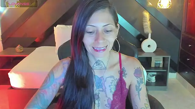 dark gotica online show from 9, 5, 2026