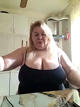 AriannaMilf online show from 17, 11, 2025