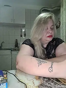 AriannaMilf online show from 9, 5, 2026