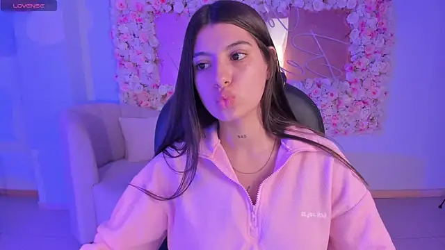 AlessiaCorleone  online show from 22, 12, 2024