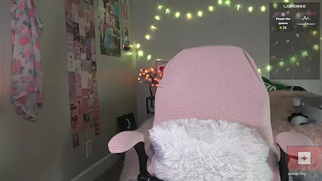 Snapshot of K4Li3Rxyzz chatting on 2, 3, 2026 K4Li3Rxyzz online show from 2, 3, 2026