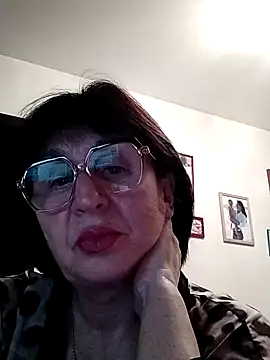 AlbinaXPretty online show from 1, 12, 2024