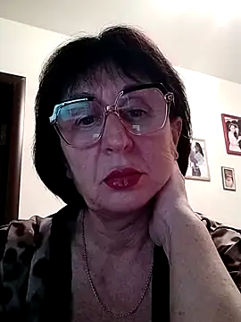 AlbinaXPretty online show from 4, 12, 2024