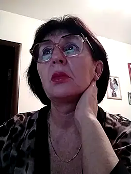 AlbinaXPretty online show from 7, 12, 2024