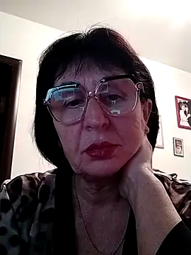 AlbinaXPretty online show from 7, 12, 2024