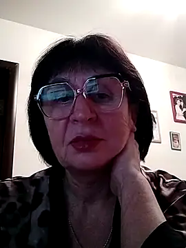 AlbinaXPretty online show from 9, 12, 2024