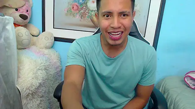 Luciana and Neitan online show from 3, 3, 2025