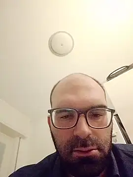 Snapshot of Passivello9 chatting on 19, 12, 2025 Passivello9 online show from 19, 12, 2025