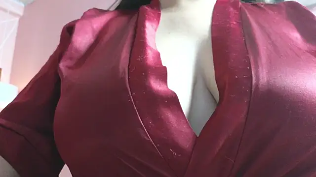 dolly zoe online show from 8, 10, 2025