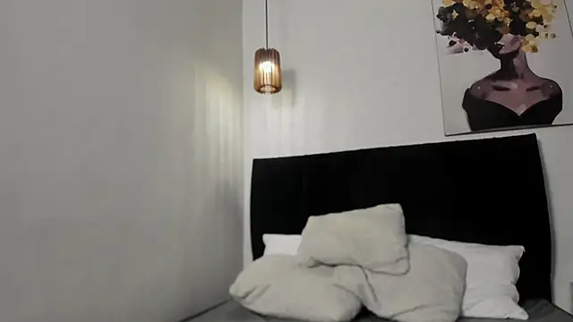 dolly zoe online show from 14, 3, 2026