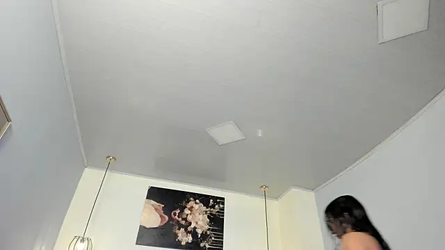 ayshel   online show from 5, 3, 2025