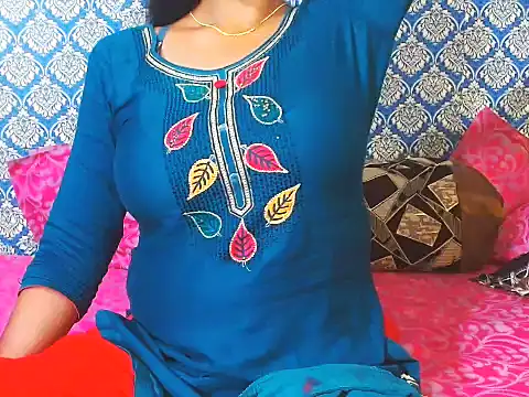 Snapshot of nikitahot3 chatting on 17, 5, 2026 nikitahot3 online show from 17, 5, 2026