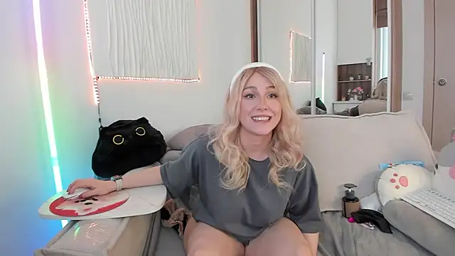 Snapshot of CarolMay chatting on 14, 3, 2026 CarolMay online show from 14, 3, 2026