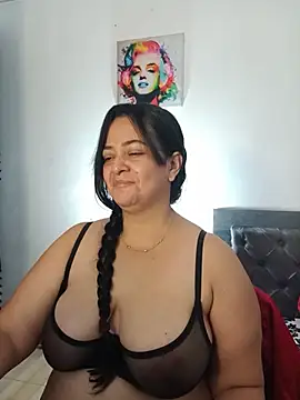 lucia vonne  online show from 28, 6, 2026