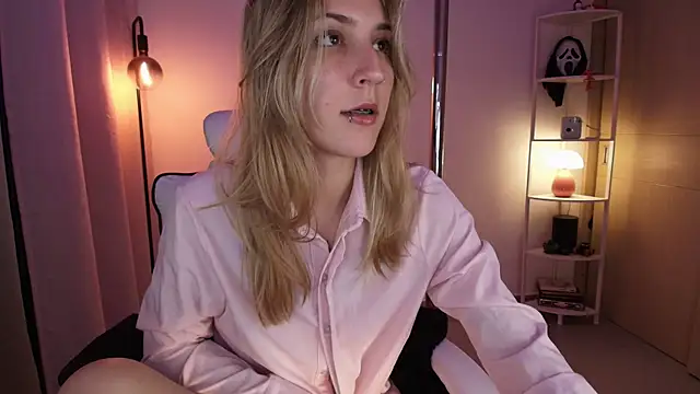 Dakotaa  online show from 23, 12, 2025