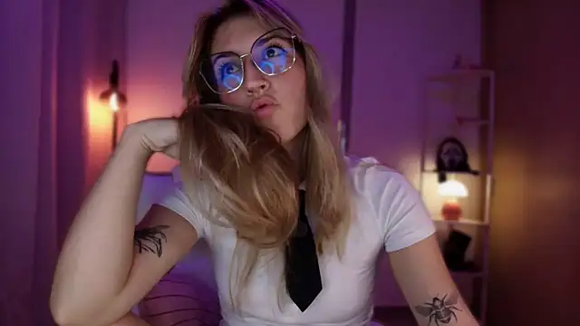 Dakotaa  online show from 24, 3, 2026