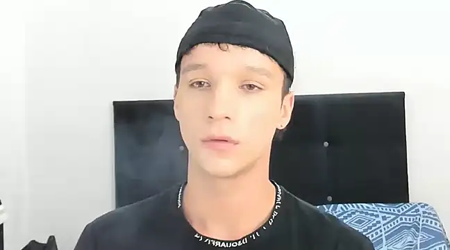 Snapshot of angelcortes chatting on 17, 1, 2025 angelcortes online show from 17, 1, 2025