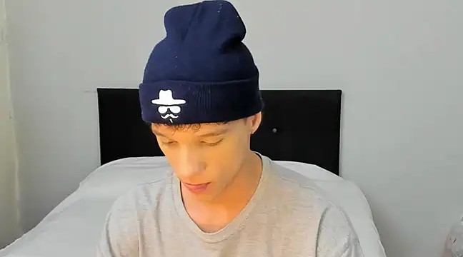 Snapshot of angelcortes chatting on 22, 3, 2025 angelcortes online show from 22, 3, 2025