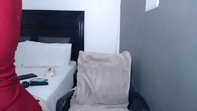 NikkiDickSavage online show from 7, 6, 2026