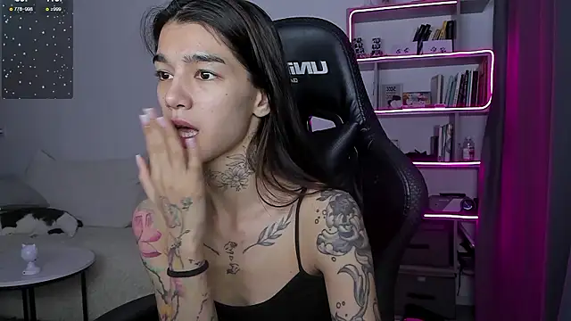 vinkitinkii online show from 2, 12, 2024