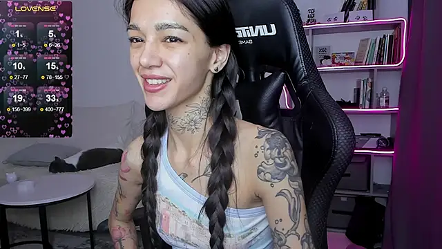 vinkitinkii online show from 7, 12, 2024