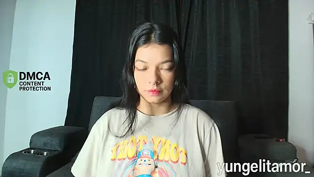 Snapshot of yungelitamor_ chatting on 26, 10, 2025 yungelitamor  online show from 26, 10, 2025