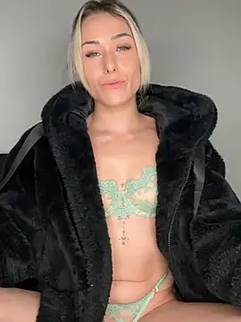 petrouchkaaa  online show from 19, 1, 2025