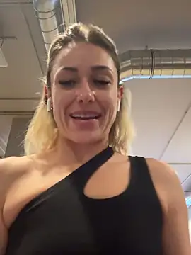 petrouchkaaa  online show from 14, 3, 2025