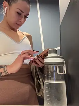 petrouchkaaa  online show from 17, 3, 2025