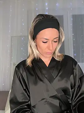 petrouchkaaa  online show from 1, 10, 2025