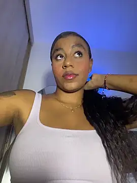 charlotteeruss online show from 19, 5, 2026