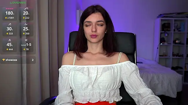 Snapshot of olivia_jeas chatting on 17, 10, 2025 olivia jeas online show from 17, 10, 2025