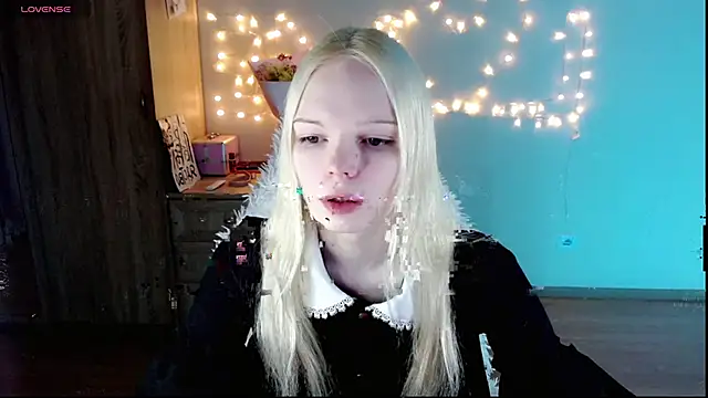 Emily Nyaffee online show from 26, 2, 2025