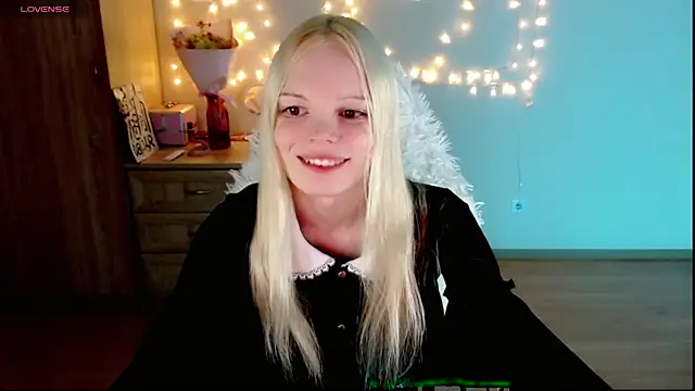 Emily Nyaffee online show from 28, 2, 2025