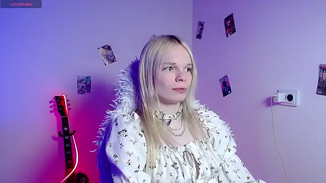 Emily Nyaffee online show from 24, 3, 2026