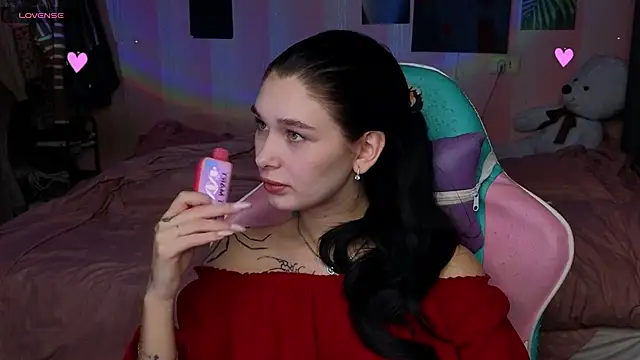 Snapshot of Amanda_Tender chatting on 12, 11, 2025 Amanda Tender online show from 12, 11, 2025