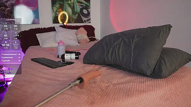 Snapshot of babesamanta chatting on 2, 3, 2025 babesamanta online show from 2, 3, 2025