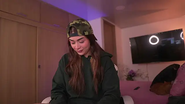 Snapshot of babesamanta chatting on 9, 9, 2025 babesamanta online show from 9, 9, 2025