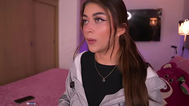 Snapshot of babesamanta chatting on 10, 10, 2025 babesamanta online show from 10, 10, 2025