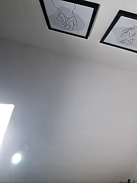 Snapshot of hornycreamybabe chatting on 25, 11, 2025 hornycreamybabe online show from 25, 11, 2025