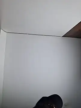 Snapshot of hornycreamybabe chatting on 15, 12, 2025 hornycreamybabe online show from 15, 12, 2025