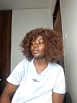 Snapshot of hornycreamybabe chatting on 28, 2, 2026 hornycreamybabe online show from 28, 2, 2026