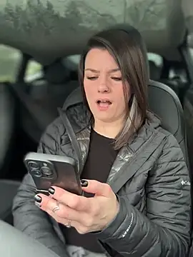 Snapshot of LadyLena1 chatting on 2, 1, 2025 LadyLena1 online show from 2, 1, 2025