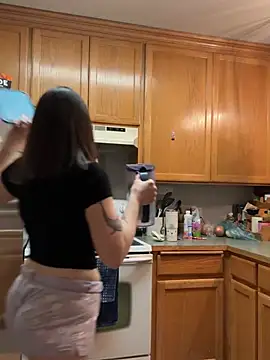 Snapshot of LadyLena1 chatting on 4, 1, 2025 LadyLena1 online show from 4, 1, 2025