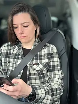 Snapshot of LadyLena1 chatting on 21, 2, 2025 LadyLena1 online show from 21, 2, 2025