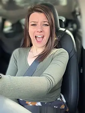 Snapshot of LadyLena1 chatting on 26, 2, 2025 LadyLena1 online show from 26, 2, 2025