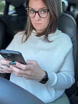 Snapshot of LadyLena1 chatting on 15, 9, 2025 LadyLena1 online show from 15, 9, 2025