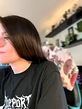 Snapshot of LadyLena1 chatting on 5, 10, 2025 LadyLena1 online show from 5, 10, 2025