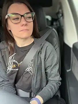 Snapshot of LadyLena1 chatting on 30, 10, 2025 LadyLena1 online show from 30, 10, 2025