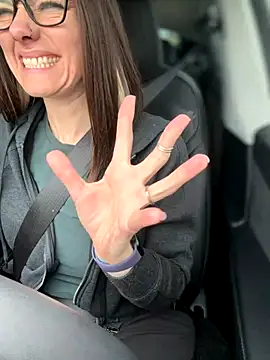 Snapshot of LadyLena1 chatting on 11, 11, 2025 LadyLena1 online show from 11, 11, 2025